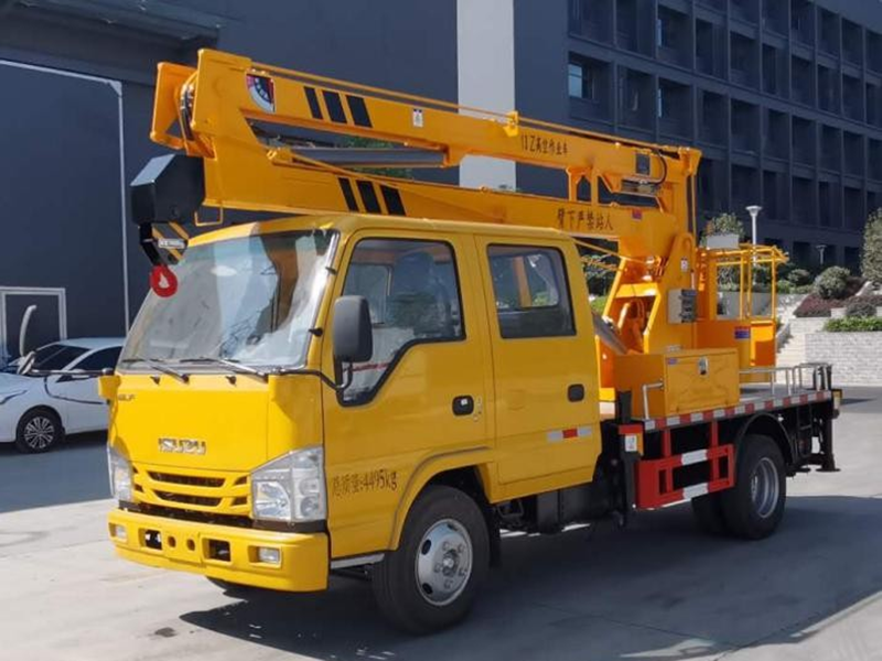 五十铃 13 米国六高空作业车